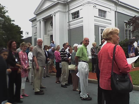 Crowd gathered for brick walk dedication at Barnstable Unitarian Church